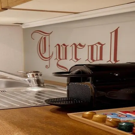 In Seefeld By Gschwandtkopf Slope Lägenhet